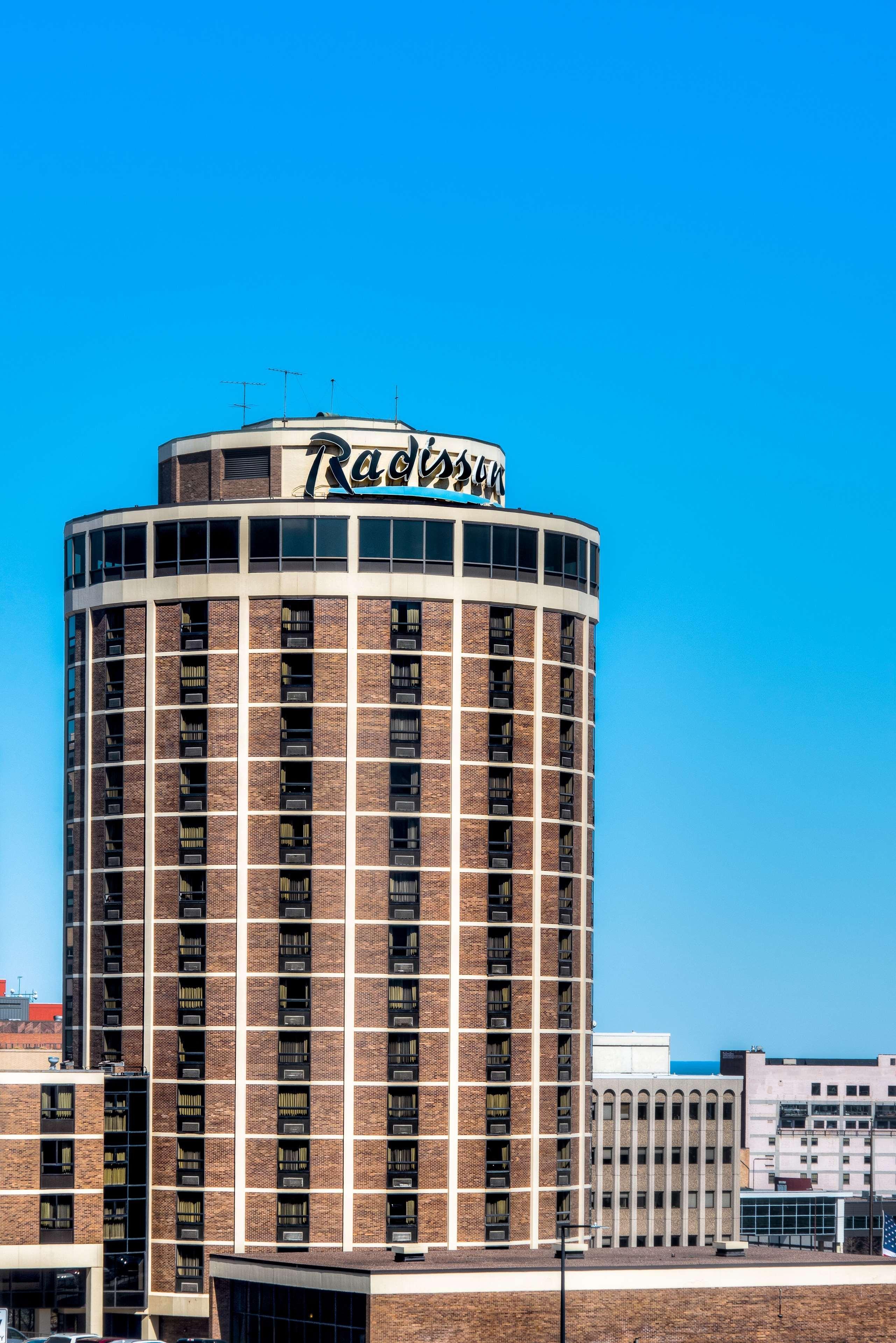Radisson Hotel Duluth-Harborview Екстериор снимка