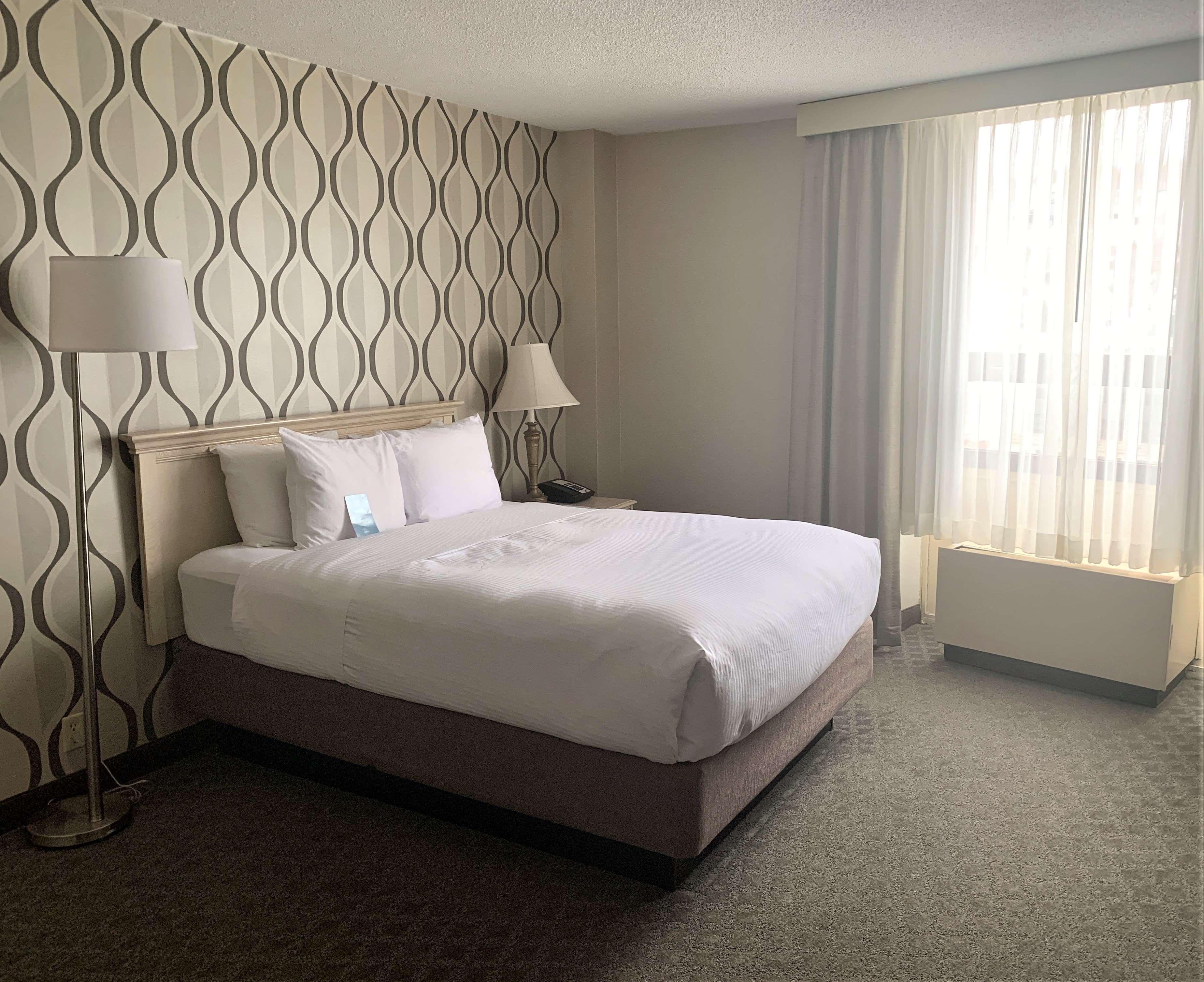 Radisson Hotel Duluth-Harborview Екстериор снимка