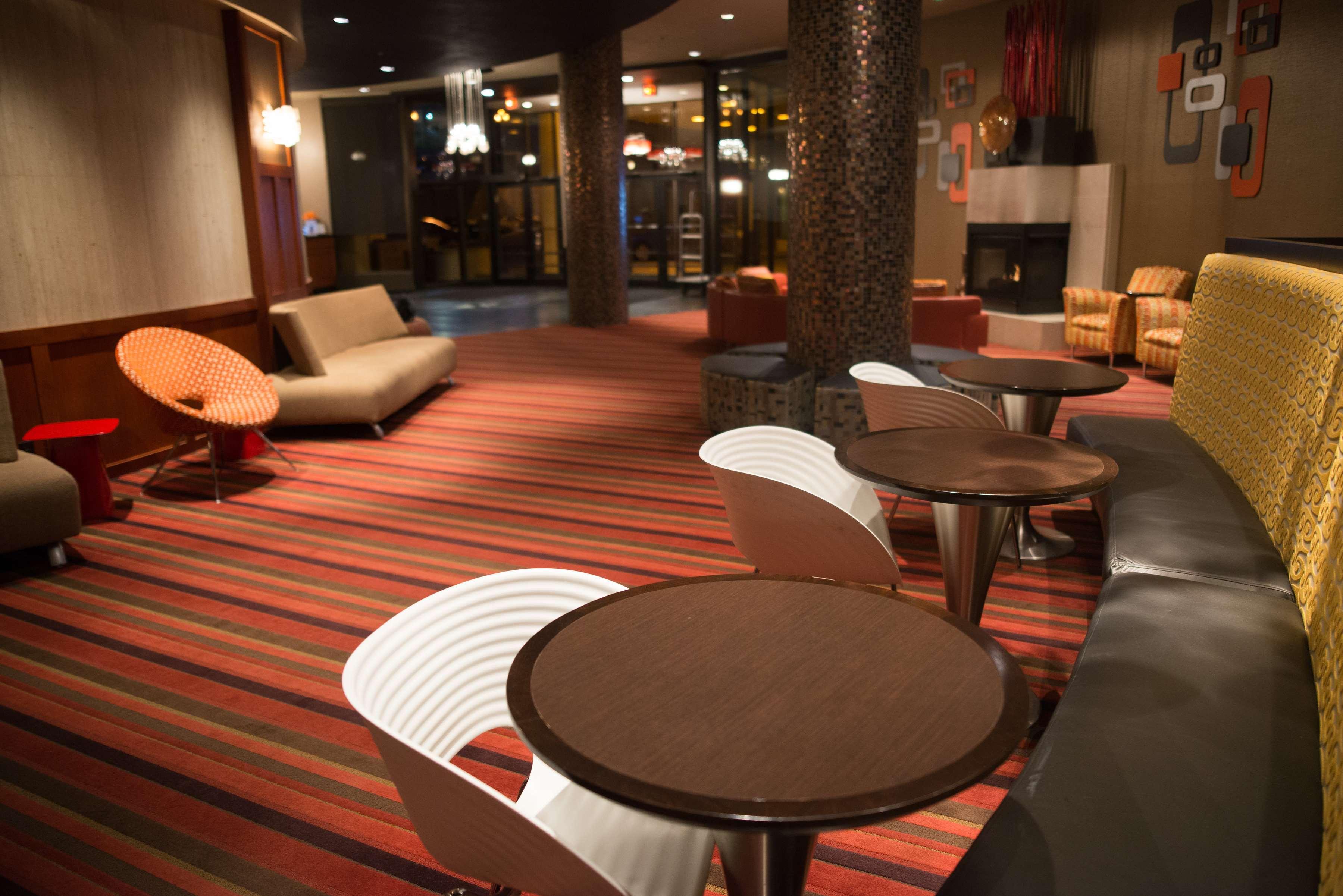 Radisson Hotel Duluth-Harborview Екстериор снимка