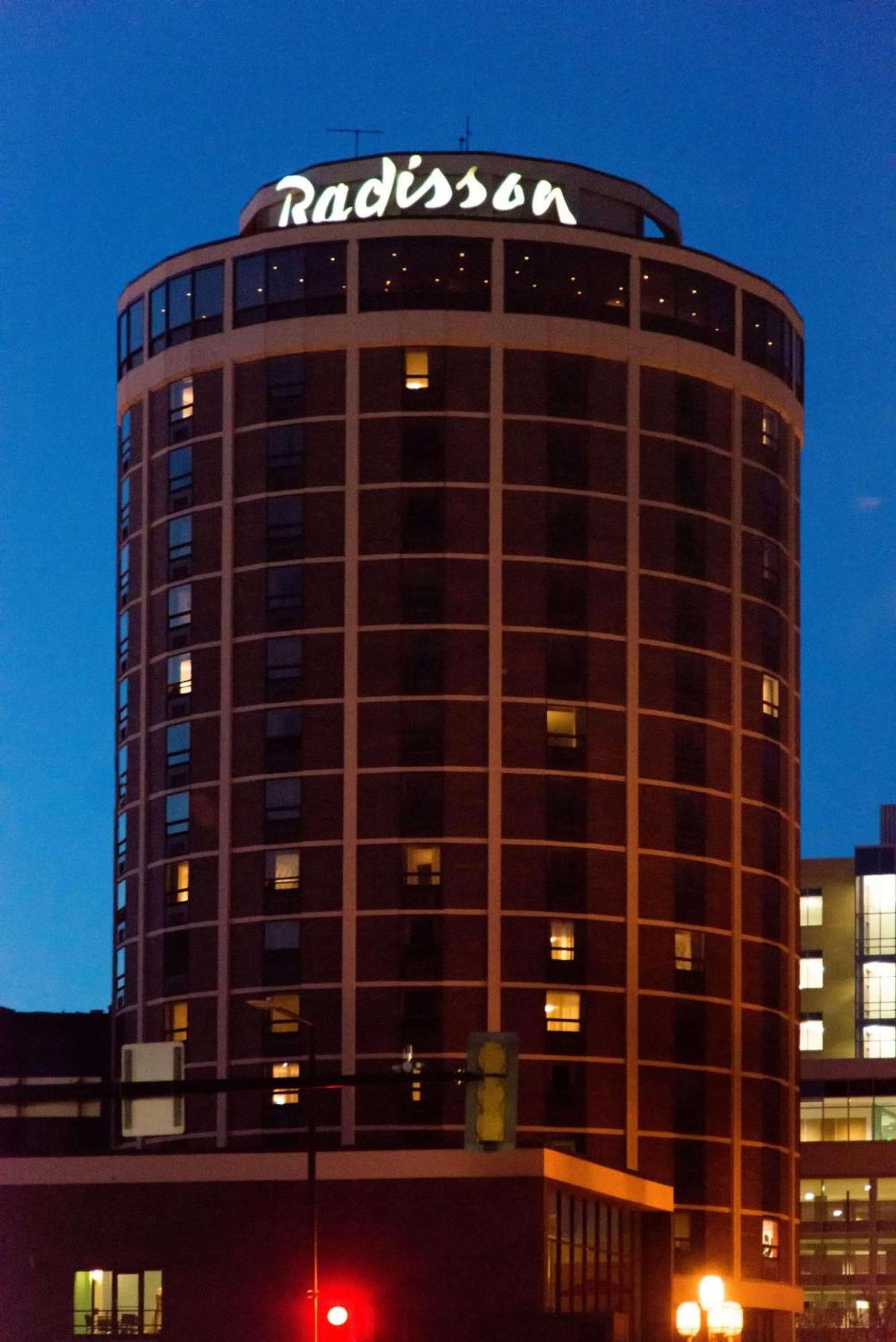 Radisson Hotel Duluth-Harborview Екстериор снимка