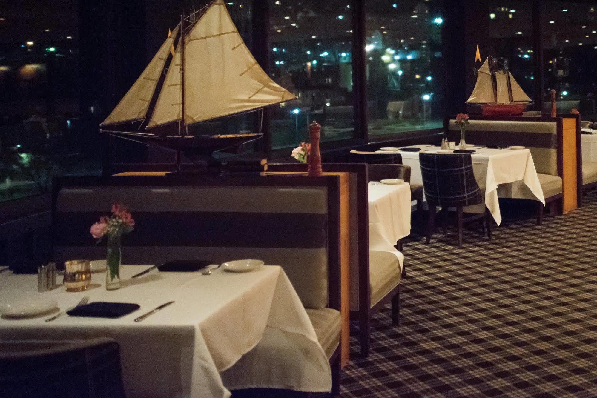 Radisson Hotel Duluth-Harborview Екстериор снимка